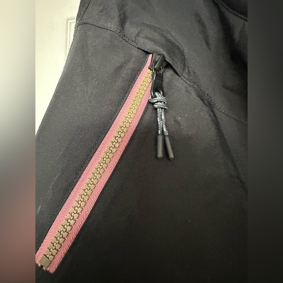 Burton Women’s GORE-TEX insulated Snowboard Pants - black in size Small - Picture 6 of 12